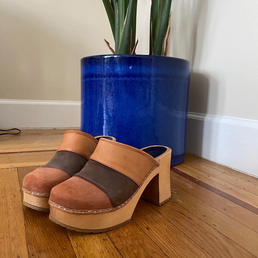 Swedish Hasbeens Platform Clogs